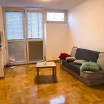 Zlote Tarasy Studio Apartment